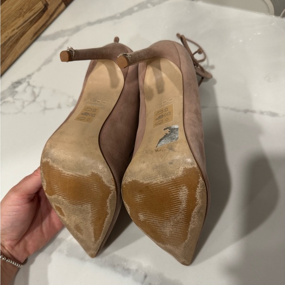 Women’s suede leather lace up heels in size 8 - Picture 4 of 8